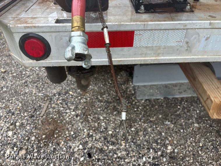 image for item FG0407 Tellus TUT-2003 vacuum excavator truck bed