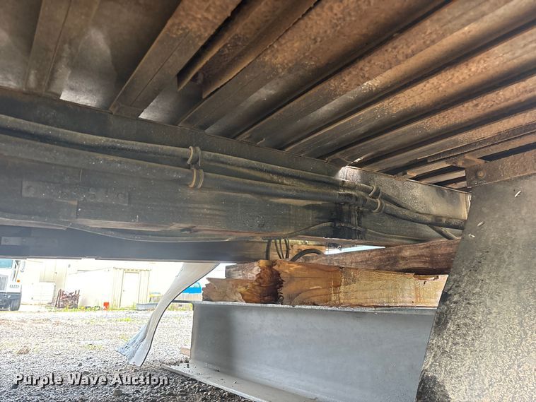 image for item FG0407 Tellus TUT-2003 vacuum excavator truck bed