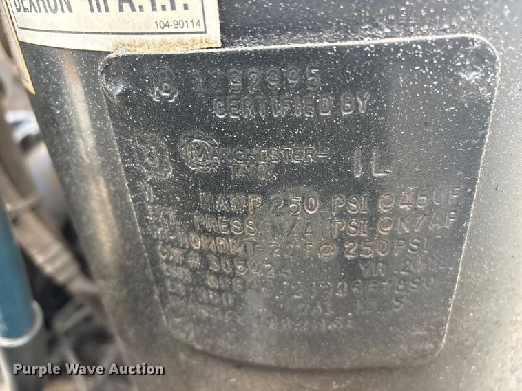 image for item FG0407 Tellus TUT-2003 vacuum excavator truck bed