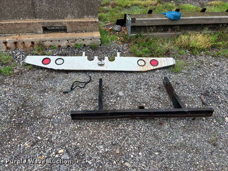 image for item FG0407 Tellus TUT-2003 vacuum excavator truck bed