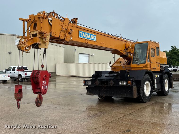 image for item FG0408 1989 Tadano TR-300E crane