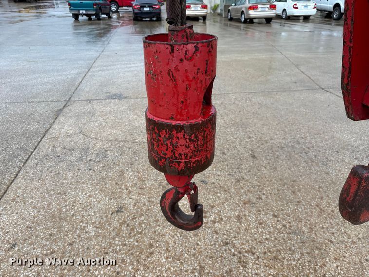 image for item FG0408 1989 Tadano TR-300E crane