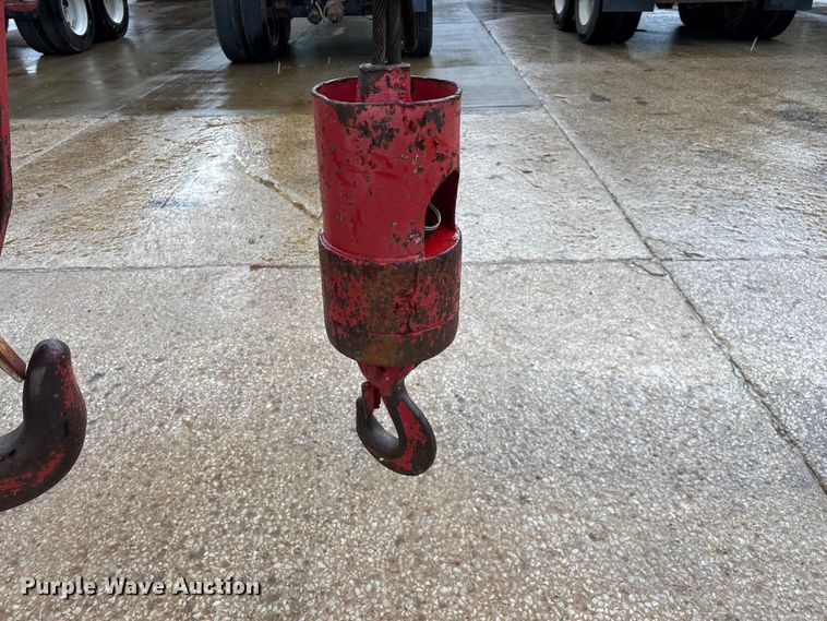 image for item FG0408 1989 Tadano TR-300E crane