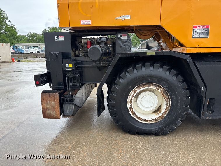 image for item FG0408 1989 Tadano TR-300E crane