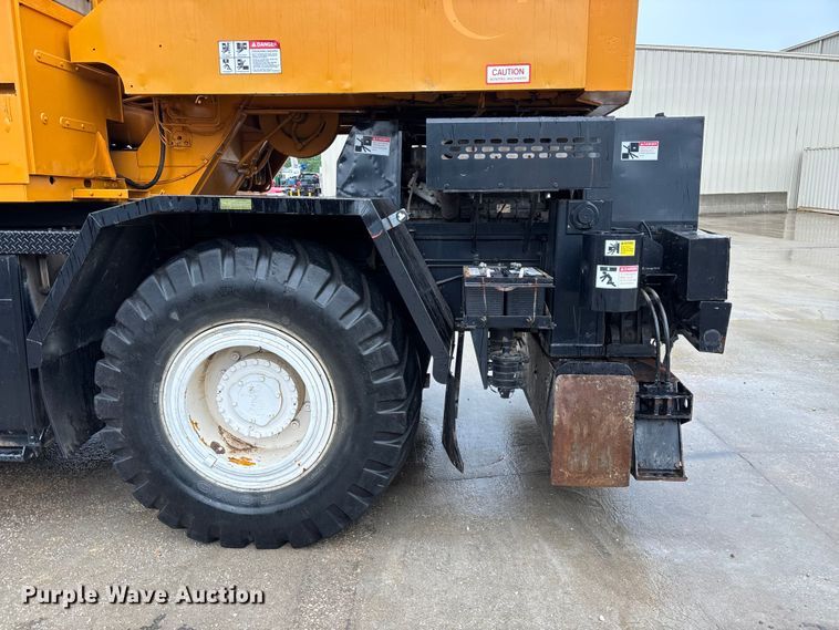 image for item FG0408 1989 Tadano TR-300E crane