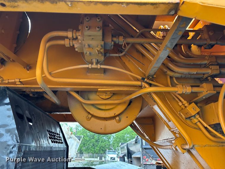 image for item FG0408 1989 Tadano TR-300E crane