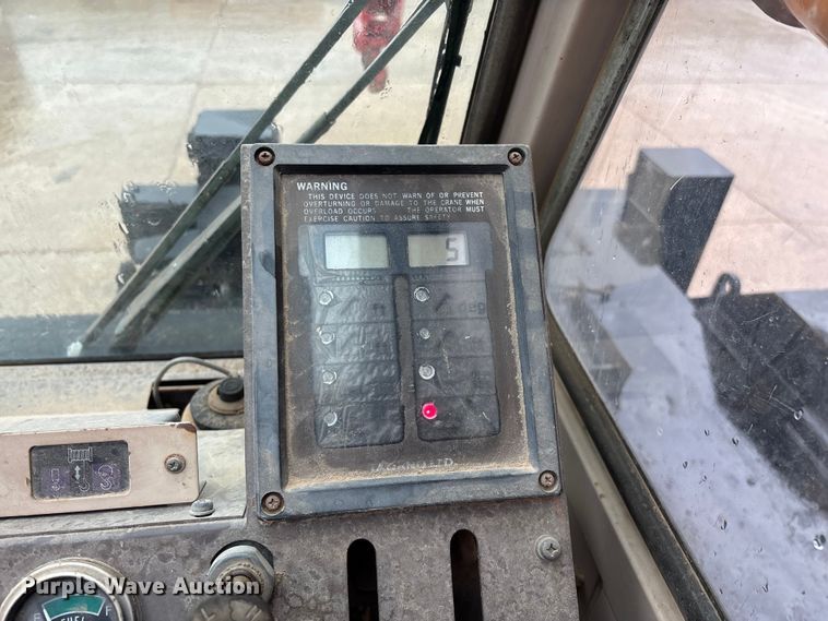 image for item FG0408 1989 Tadano TR-300E crane