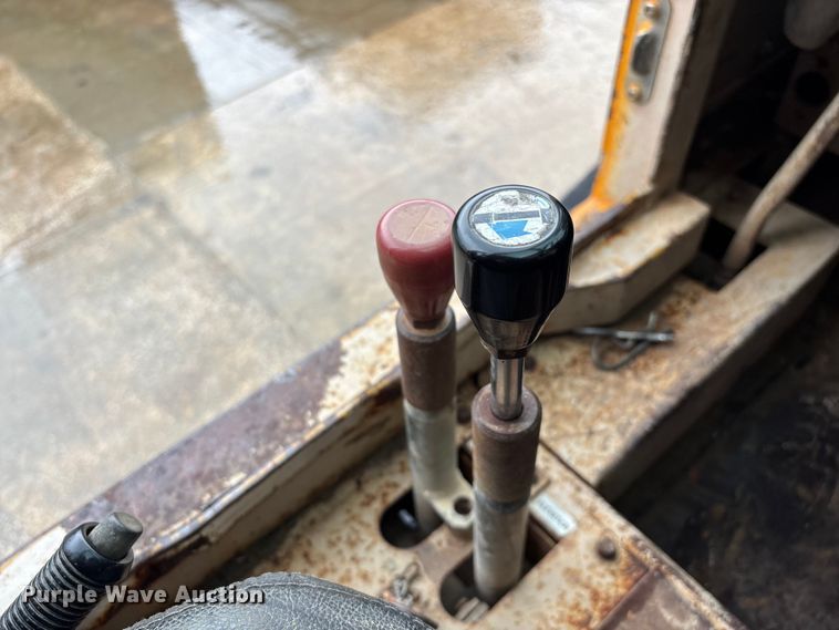 image for item FG0408 1989 Tadano TR-300E crane