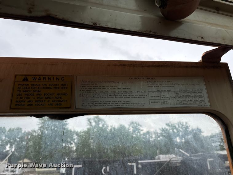image for item FG0408 1989 Tadano TR-300E crane