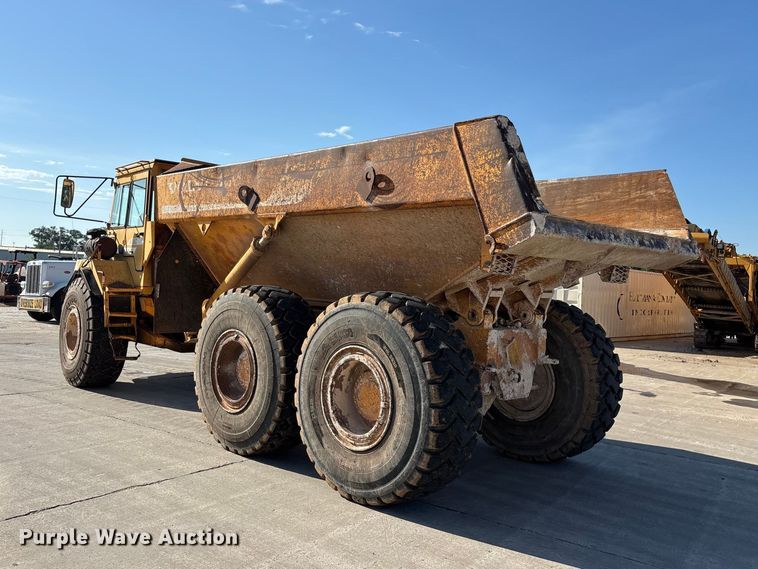 image for item FG0409 1990 Volvo BM A25C 6x6 articulated haul truck