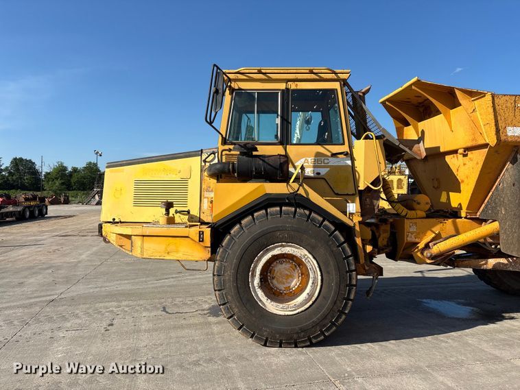 image for item FG0409 1990 Volvo BM A25C 6x6 articulated haul truck