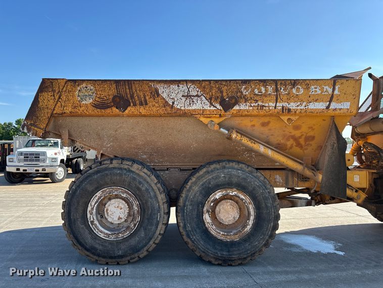 image for item FG0409 1990 Volvo BM A25C 6x6 articulated haul truck