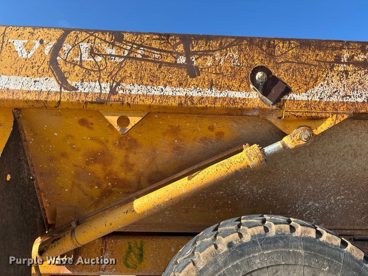image for item FG0409 1990 Volvo BM A25C 6x6 articulated haul truck