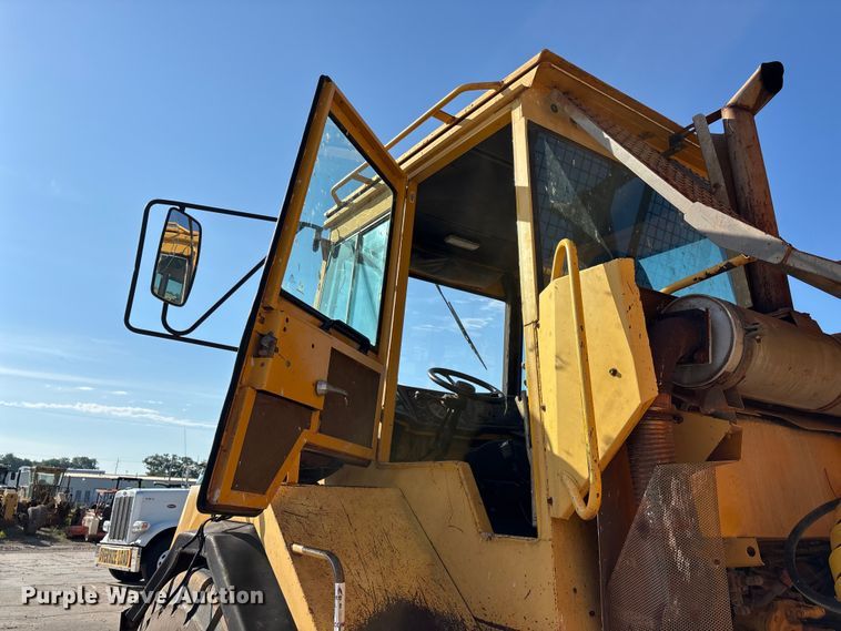 image for item FG0409 1990 Volvo BM A25C 6x6 articulated haul truck