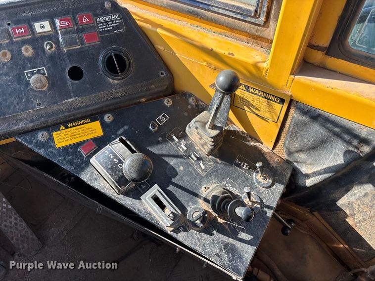 image for item FG0409 1990 Volvo BM A25C 6x6 articulated haul truck