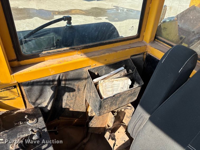 image for item FG0409 1990 Volvo BM A25C 6x6 articulated haul truck