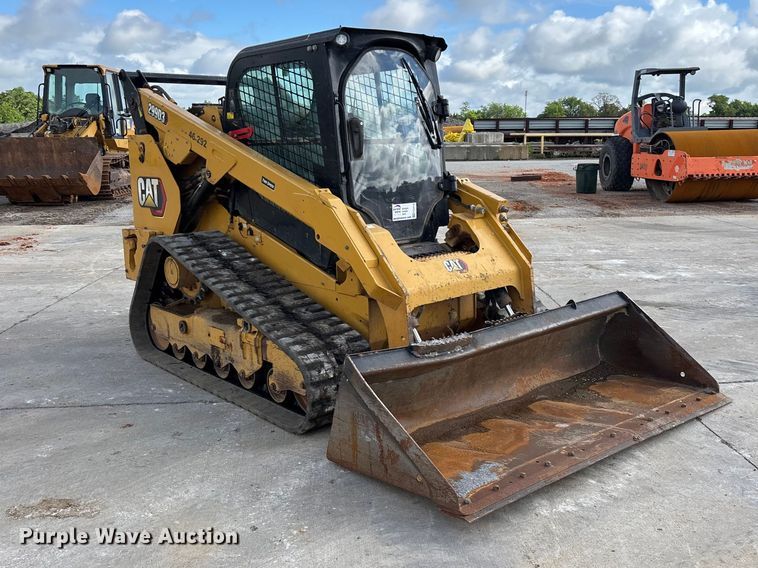 image for item FG0419 2022 Caterpillar 299D3 tracked skid steer loader