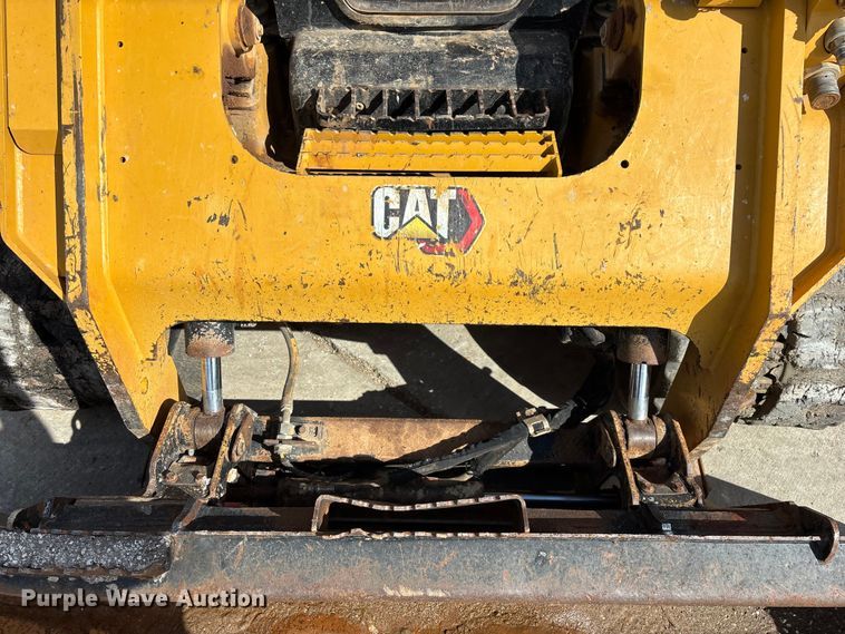 image for item FG0419 2022 Caterpillar 299D3 tracked skid steer loader