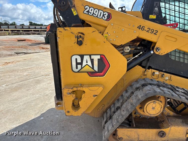 image for item FG0419 2022 Caterpillar 299D3 tracked skid steer loader