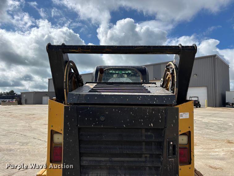 image for item FG0419 2022 Caterpillar 299D3 tracked skid steer loader