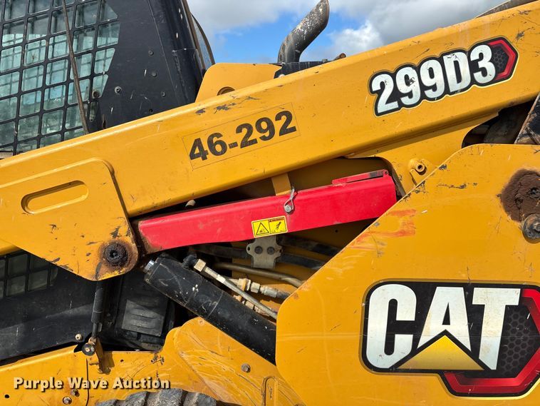 image for item FG0419 2022 Caterpillar 299D3 tracked skid steer loader