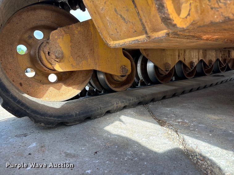 image for item FG0419 2022 Caterpillar 299D3 tracked skid steer loader