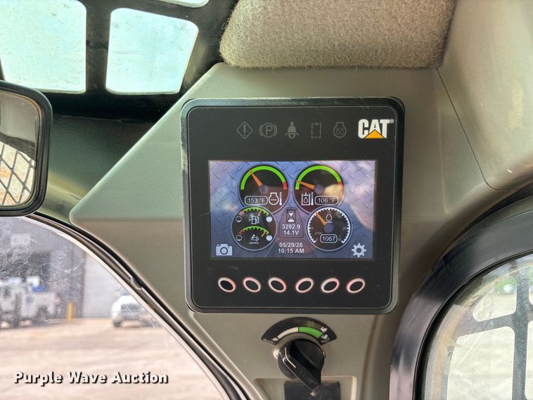 image for item FG0419 2022 Caterpillar 299D3 tracked skid steer loader