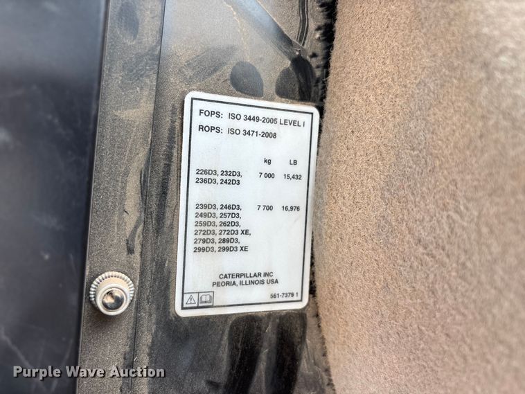 image for item FG0419 2022 Caterpillar 299D3 tracked skid steer loader