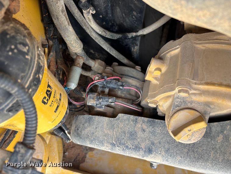 image for item FG0419 2022 Caterpillar 299D3 tracked skid steer loader