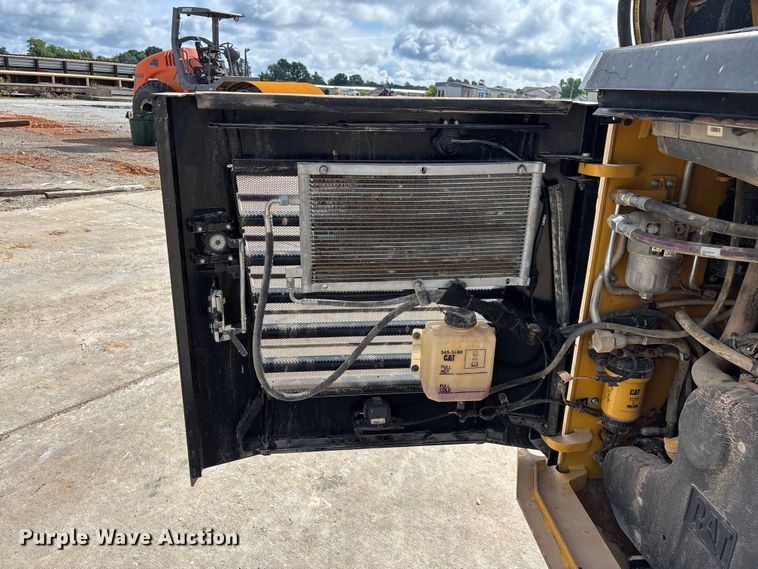 image for item FG0419 2022 Caterpillar 299D3 tracked skid steer loader