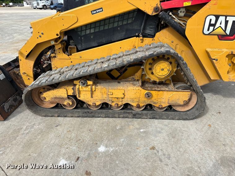 image for item FG0419 2022 Caterpillar 299D3 tracked skid steer loader