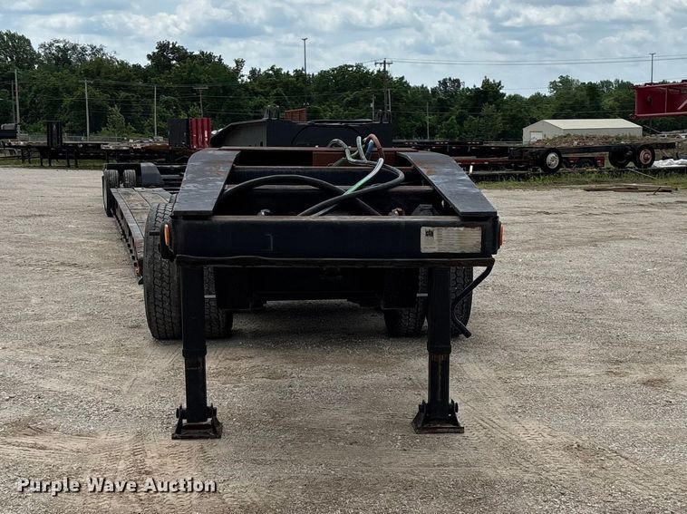 image for item FG0426 2001 Trail King lowboy equipment trailer