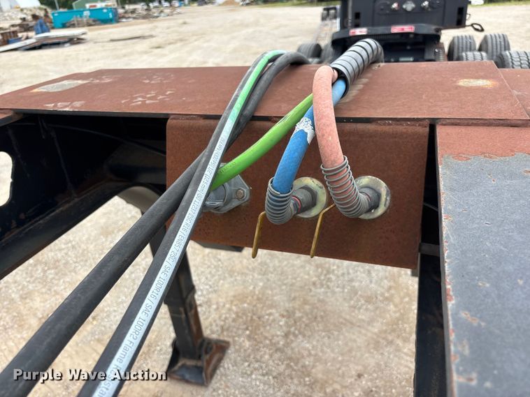 image for item FG0426 2001 Trail King lowboy equipment trailer