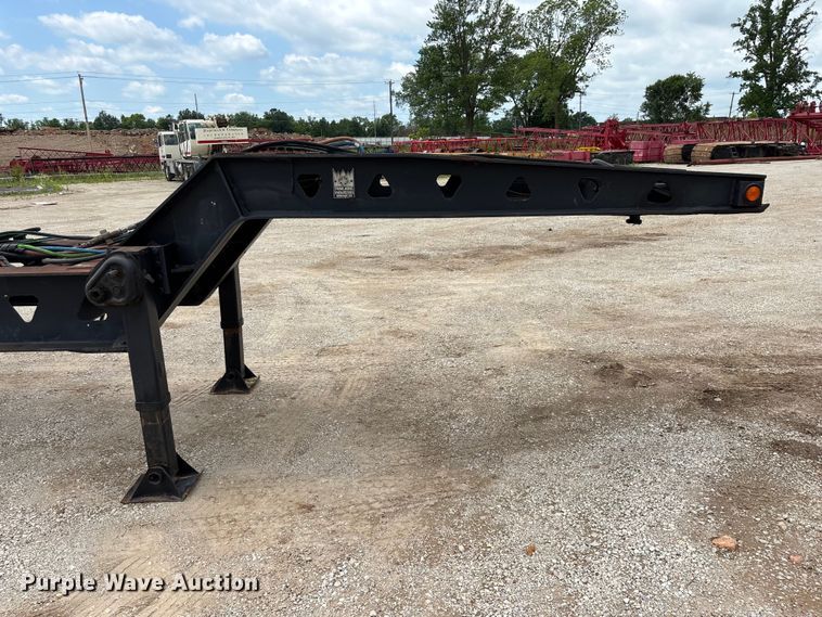 image for item FG0426 2001 Trail King lowboy equipment trailer