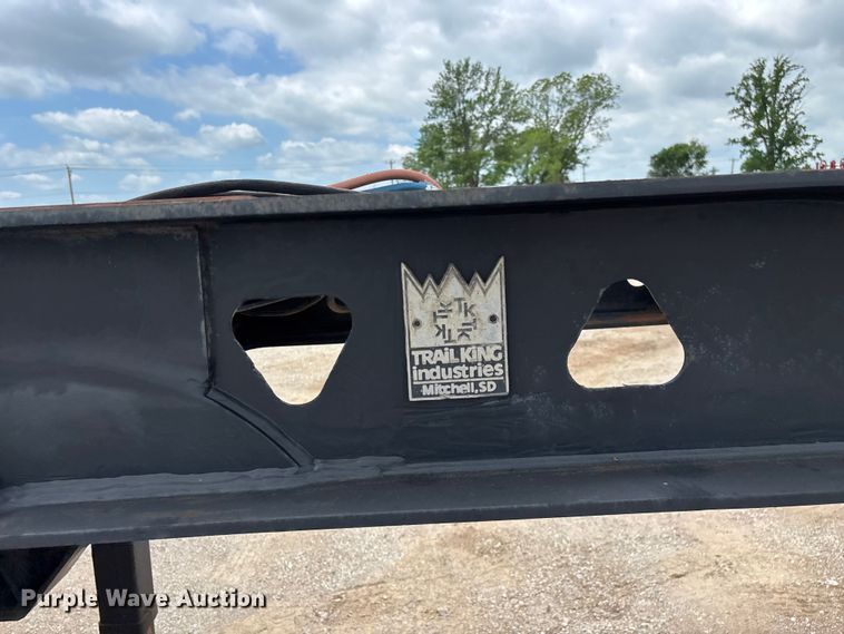 image for item FG0426 2001 Trail King lowboy equipment trailer