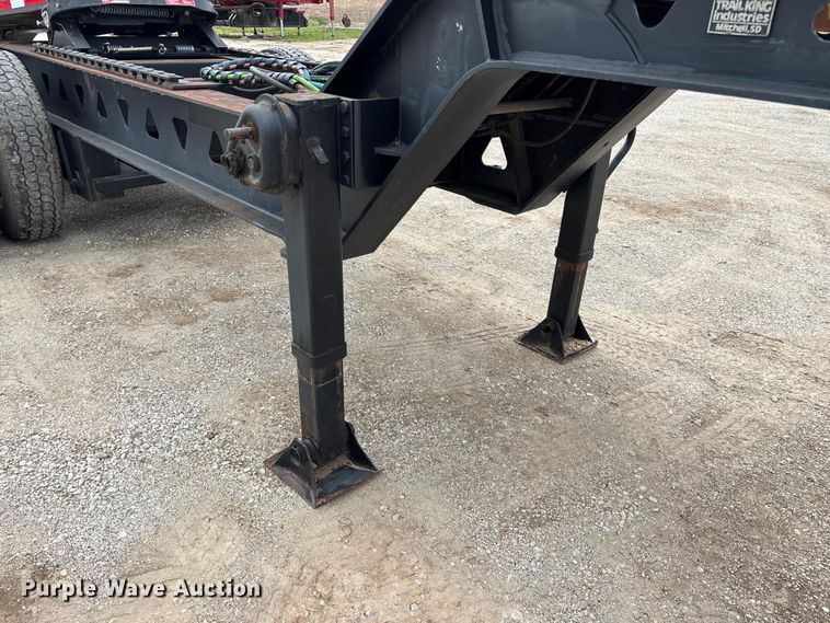 image for item FG0426 2001 Trail King lowboy equipment trailer