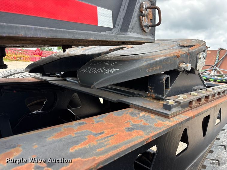 image for item FG0426 2001 Trail King lowboy equipment trailer