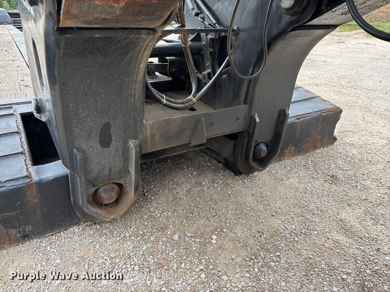 image for item FG0426 2001 Trail King lowboy equipment trailer