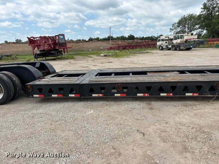 image for item FG0426 2001 Trail King lowboy equipment trailer