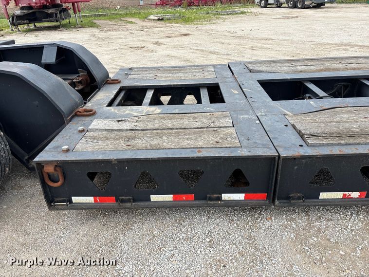 image for item FG0426 2001 Trail King lowboy equipment trailer