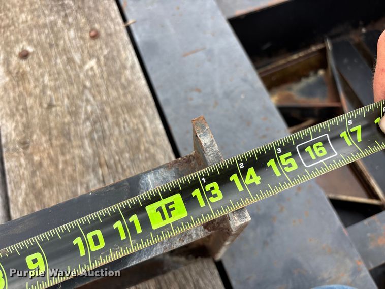image for item FG0426 2001 Trail King lowboy equipment trailer