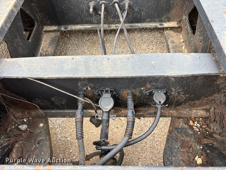 image for item FG0426 2001 Trail King lowboy equipment trailer