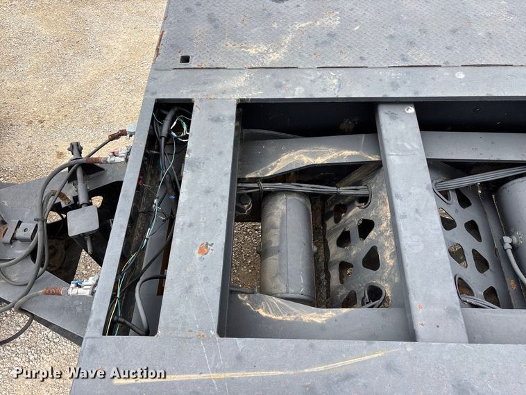 image for item FG0426 2001 Trail King lowboy equipment trailer