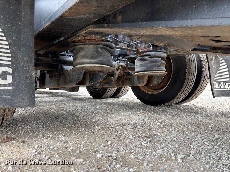 image for item FG0426 2001 Trail King lowboy equipment trailer