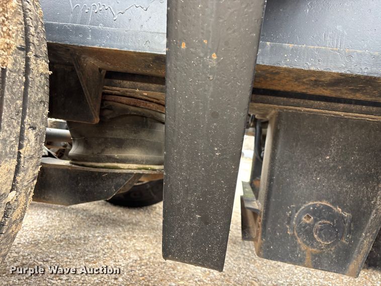 image for item FG0426 2001 Trail King lowboy equipment trailer