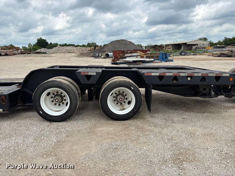 image for item FG0426 2001 Trail King lowboy equipment trailer