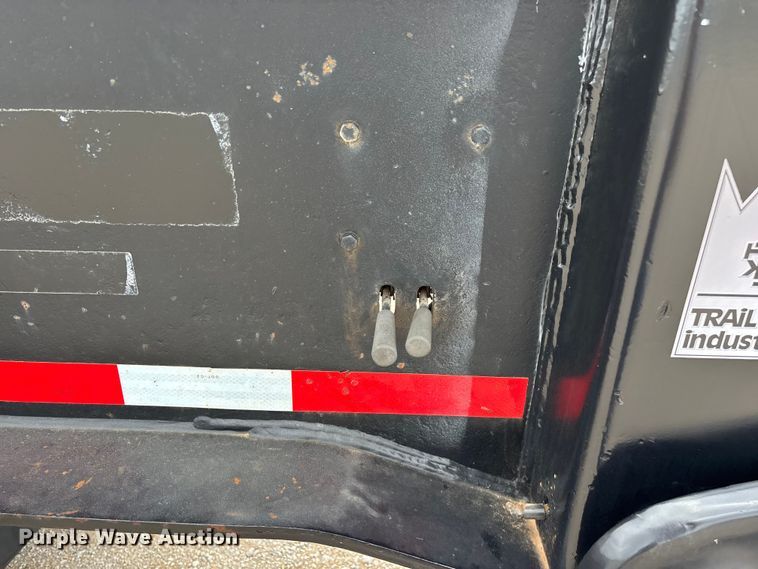 image for item FG0426 2001 Trail King lowboy equipment trailer