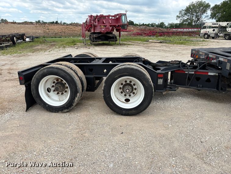 image for item FG0426 2001 Trail King lowboy equipment trailer