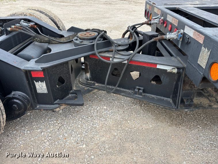 image for item FG0426 2001 Trail King lowboy equipment trailer