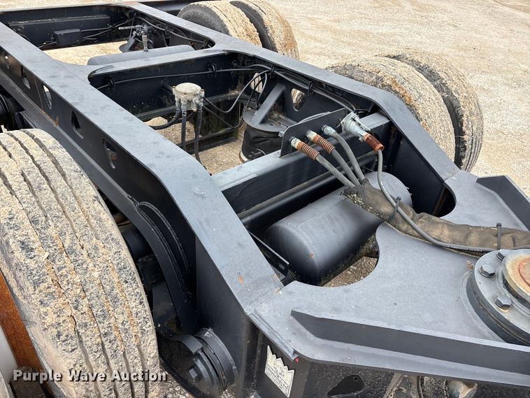 image for item FG0426 2001 Trail King lowboy equipment trailer